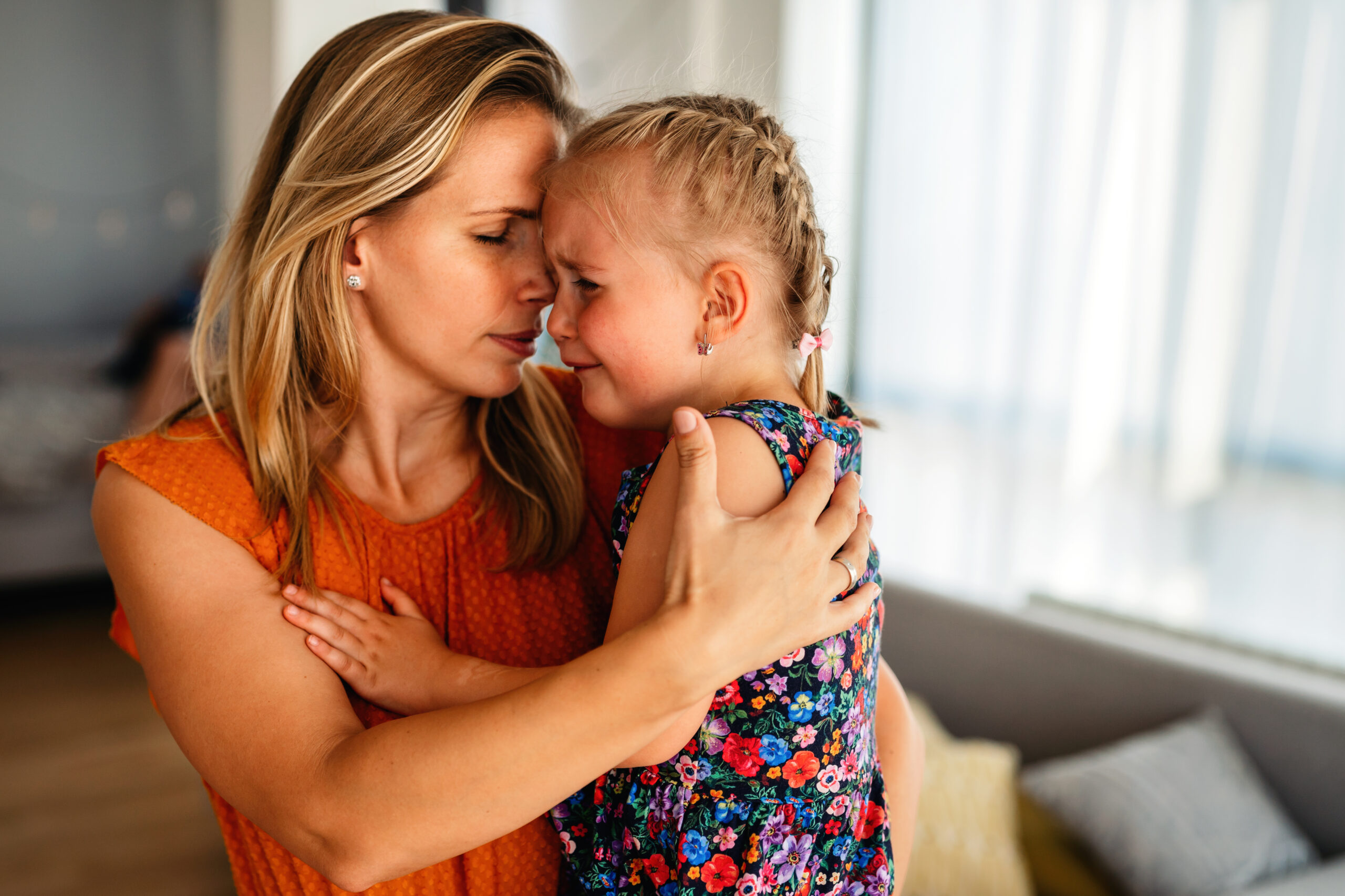 10 módszer, hogyan hagyd abba a gyerekeiddel való kiabálást, és oktasd őket érzelmeken keresztül